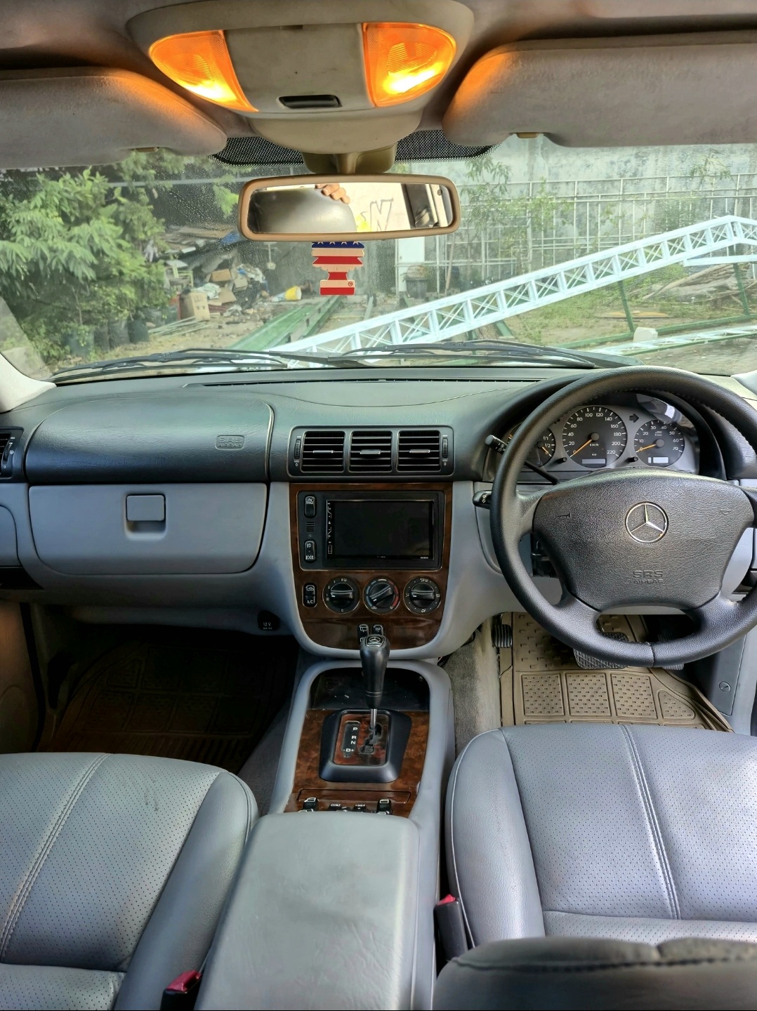 MERCEDES BENZ ML320 AT AWD FULL ORIGINAL