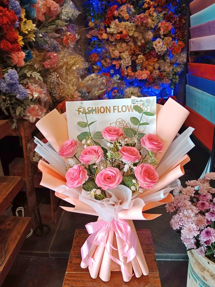 Bouqet Bunga Artificial Valentine — Hadiah Indah & Tahan Lama!