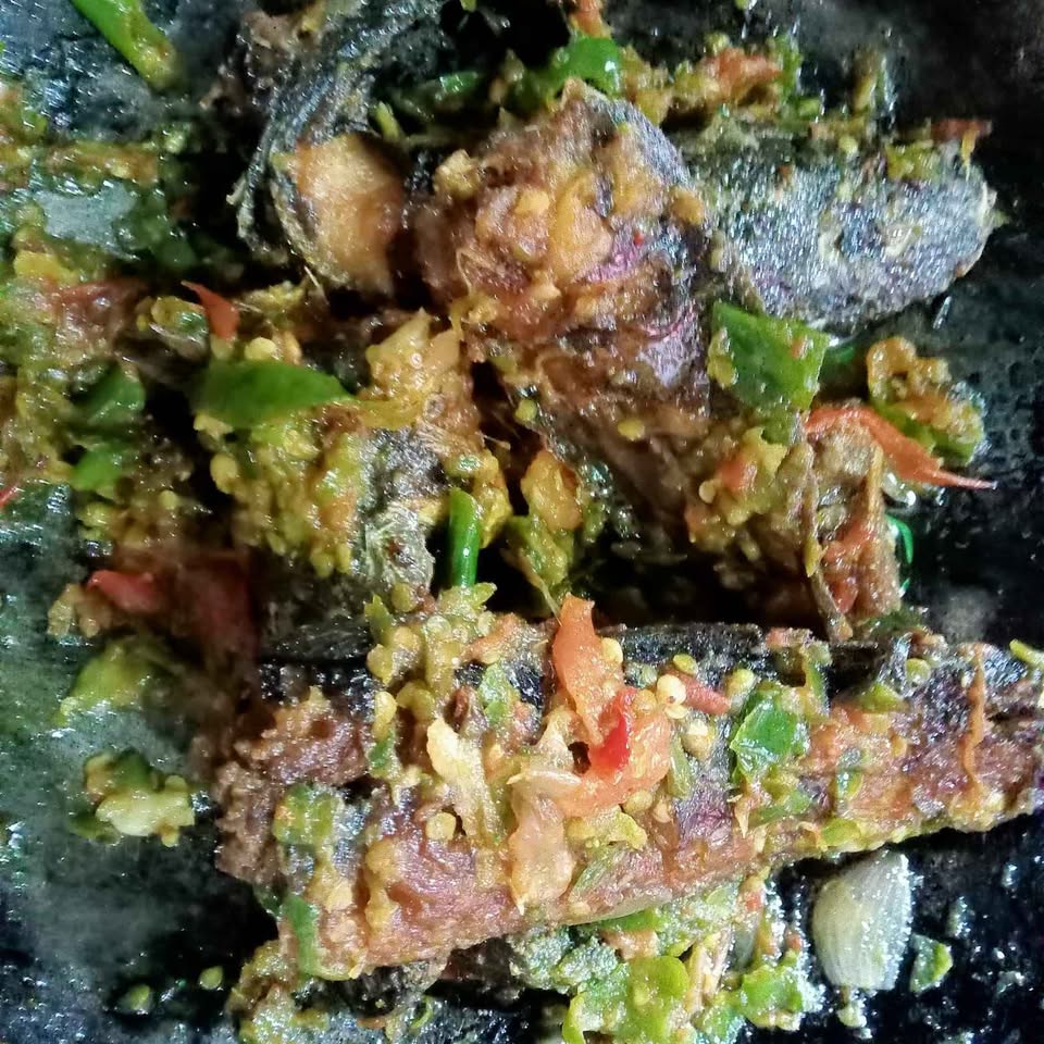 Sedia Aneka Makanan Rantangan