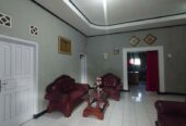 Rumah Beserta Sawah Dengan Panorama Alam Yang Indah