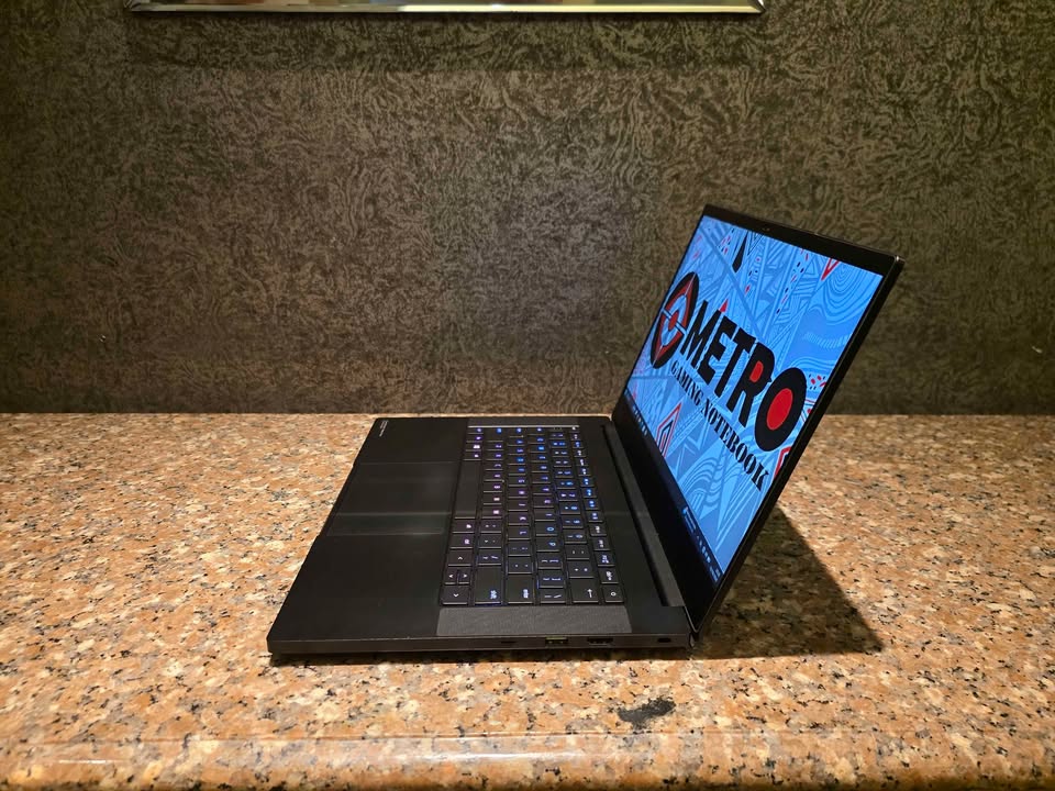 Razer Blade 14. Ryzen 9 5900HX, RX 6600M 8gb, RAM 16gb, SSD 1Tb, Full HD 144hz. ROG, Legion, Omen