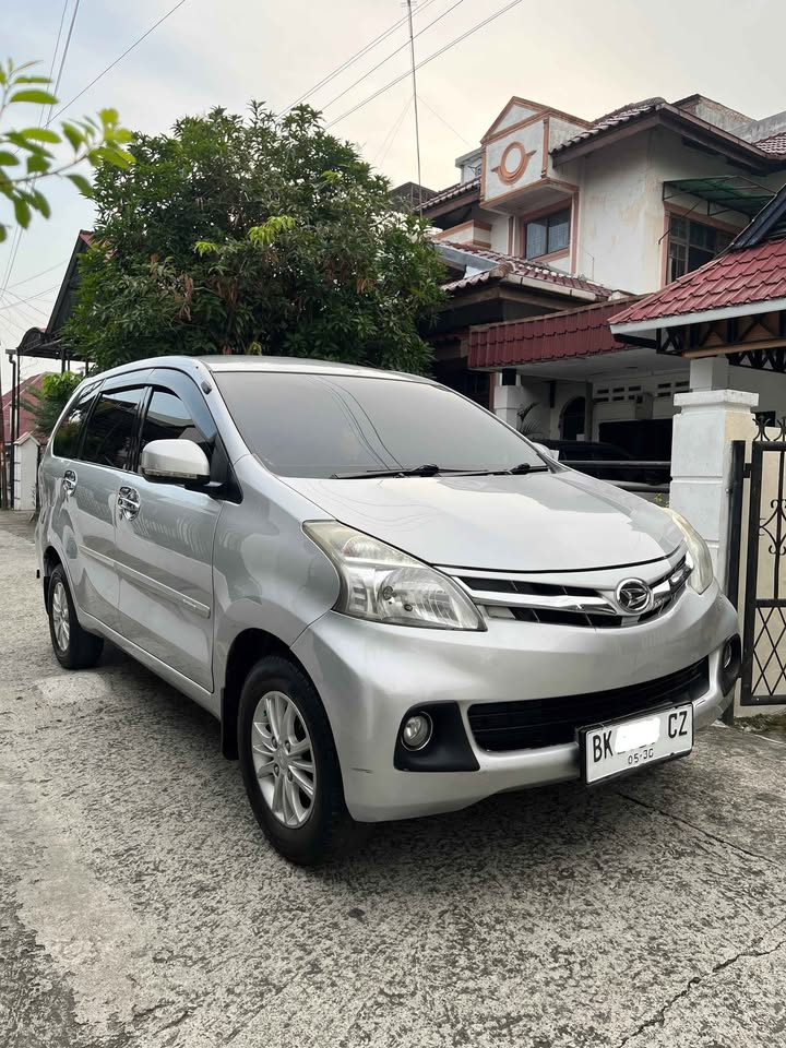 Di Jual 2015 Daihatsu Xenia