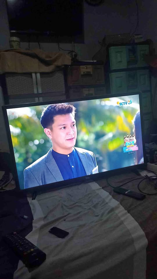 Dijual TV digital TCL 32 inch