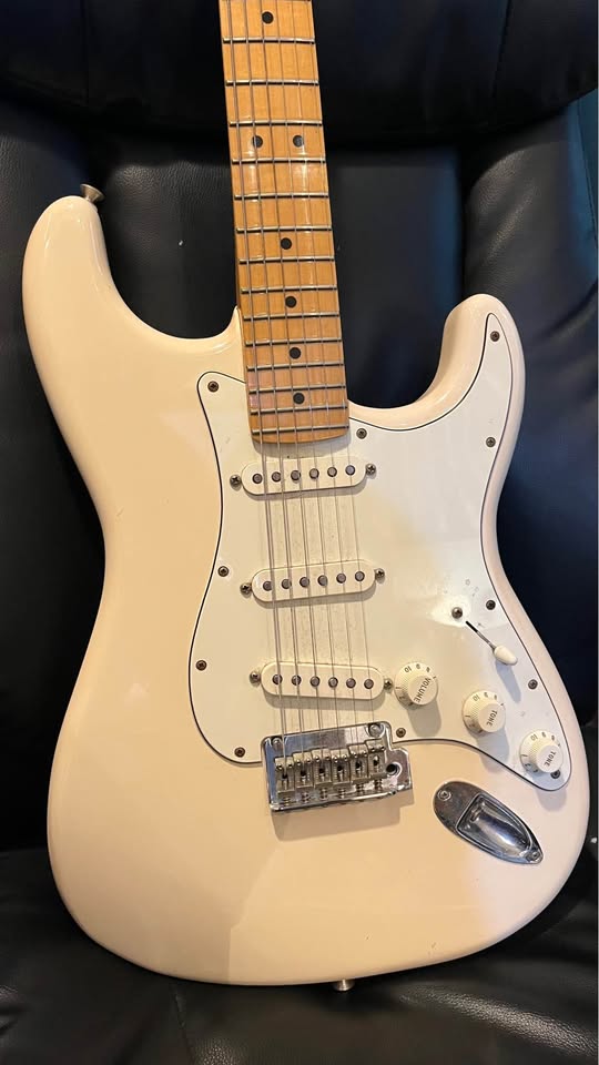 Fender Stratocaster Player Series Mexico