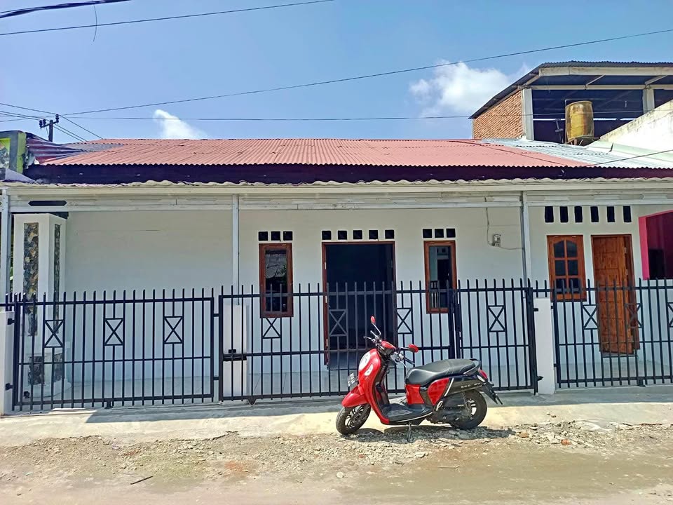 Di Jual 3 KT 3 KM – Rumah