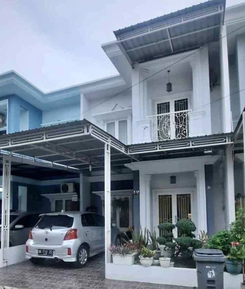 Rumah di jual Luas 6 x 18 Legalitas SHM,Komplek The Athria resident