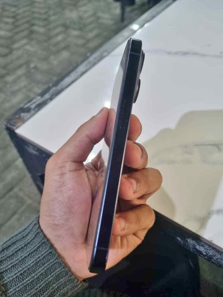IPHONE 15 pro 128 ibox no minus Lengkap