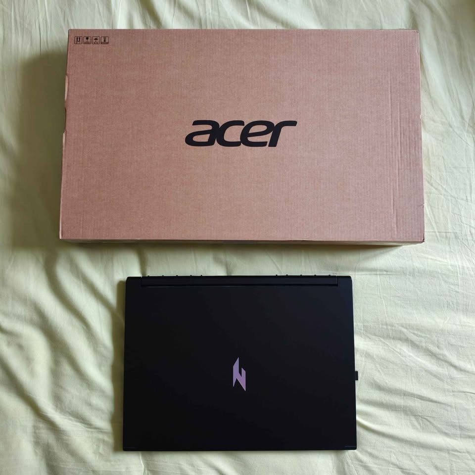 Laptop Acer Nitro V 16 S AI RTX 5050