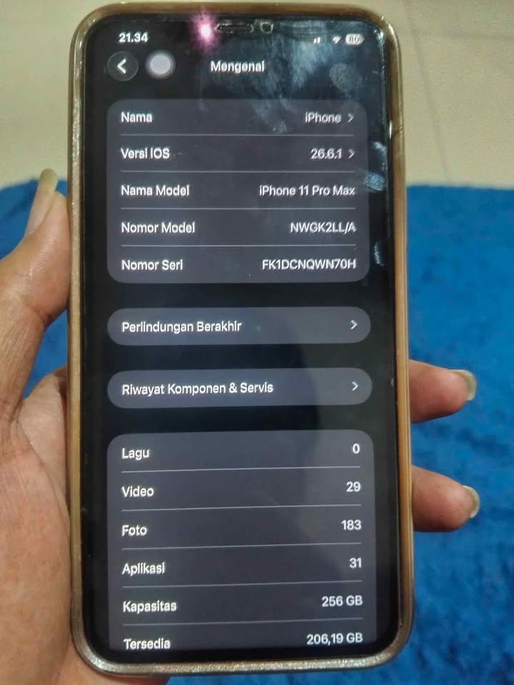 Ip 11 Pro max 256 all operator anti blokir pemakaian sudah sangat lama ios terbaru Minus sesuai foto