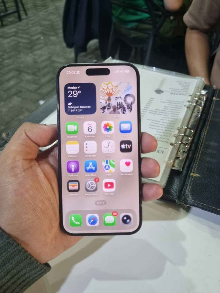IPHONE 15 pro 128 ibox no minus Lengkap