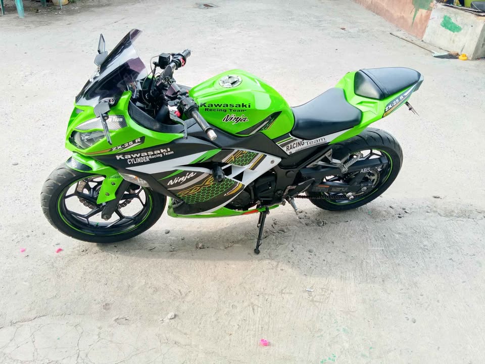 Kawasaki ninja Tahun 2016 Mesin Sehat Tarikan Mantap