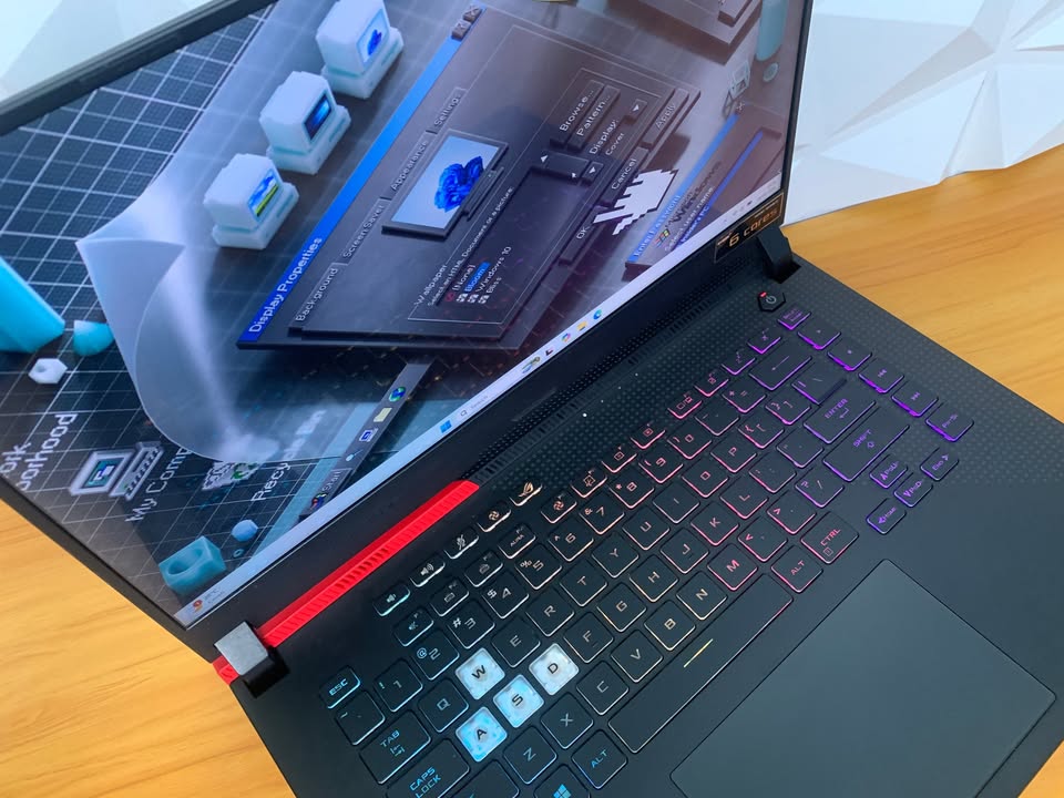 ASUS ROG STRIX G513QE | AMD Ryzen 5 5600H Nvidia RTX 3050 Ti SSD 512 GB
