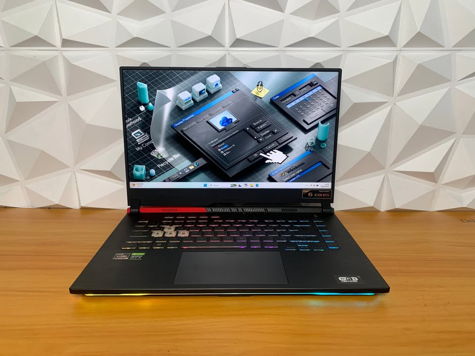 ASUS ROG STRIX G513QE | AMD Ryzen 5 5600H Nvidia RTX 3050 Ti SSD 512 GB