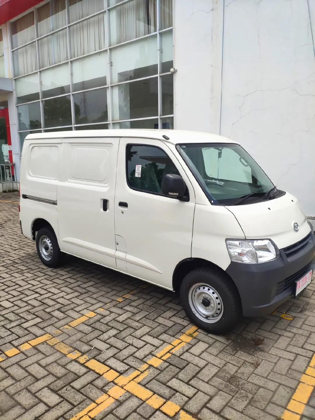 DAIHATSU GRAN MAX BLIND VAN 1.3 AC