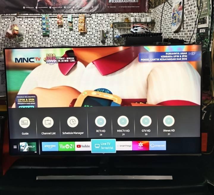 TV Smart 4K 55″Samsung Crystal UHD Bluotooth.Dolby Stereo surrnd dts Kondisi Bagus Mulus