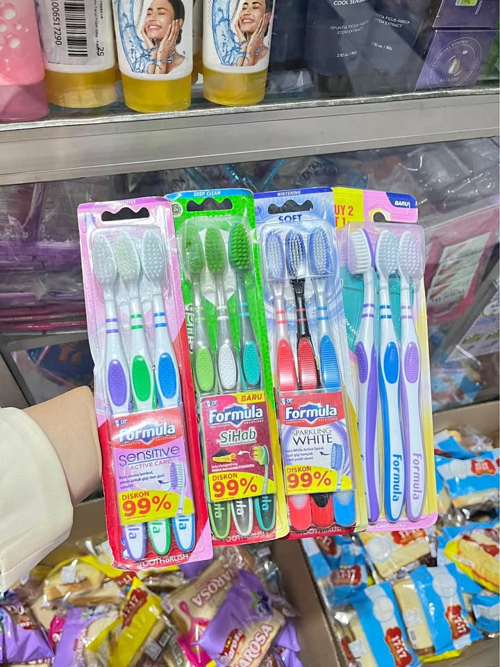 SIKAT GIGI FORMULA PREMIUM ISI 3
