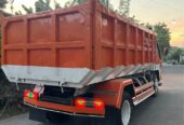 2011 Isuzu Isuzu Elf · Truck