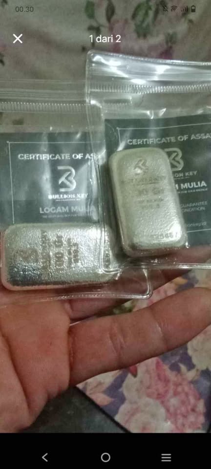 Perak murni batangan bersertifikat