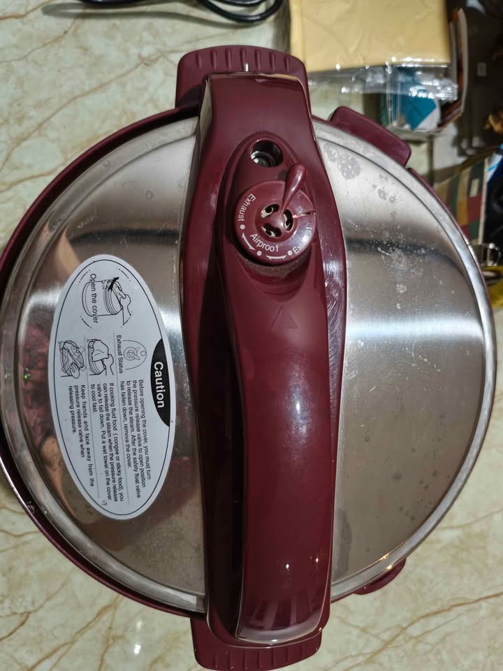 Panci presto elektrik brand Heles HL-589