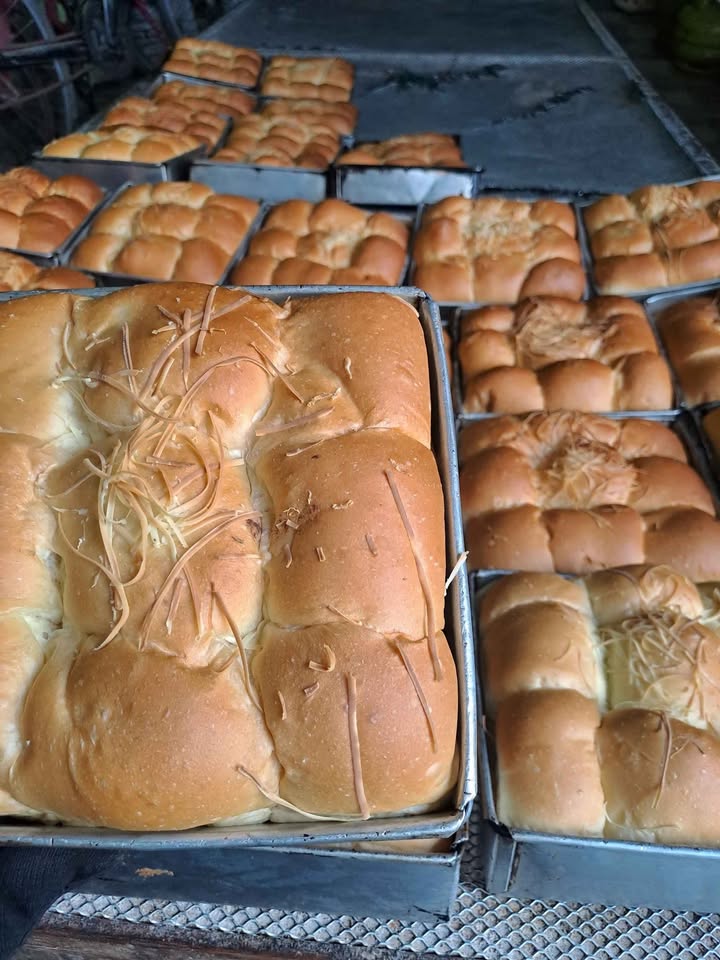 Roti Punjungan Murah Mustafa bakery (Bisa COD Gratis Ongkir)