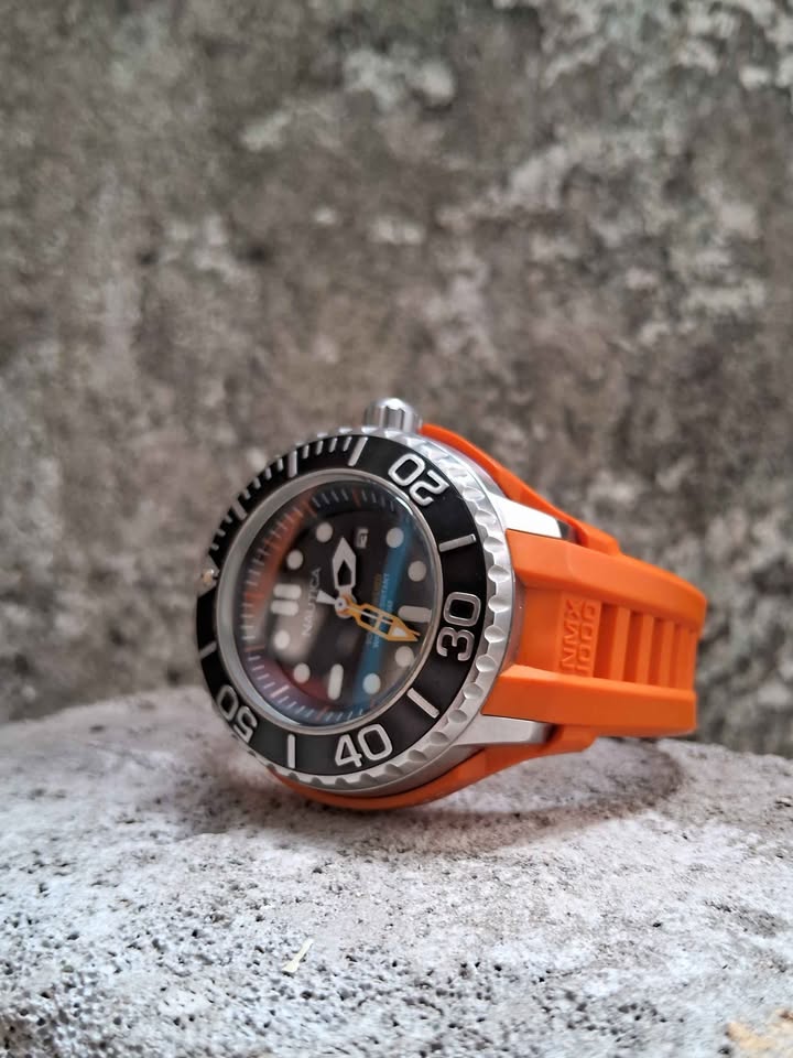 Nautica NMX 1000 Solar Powered