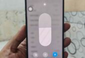 Iphone 16 128 basic wifi only bekas pemakaian live tiktok