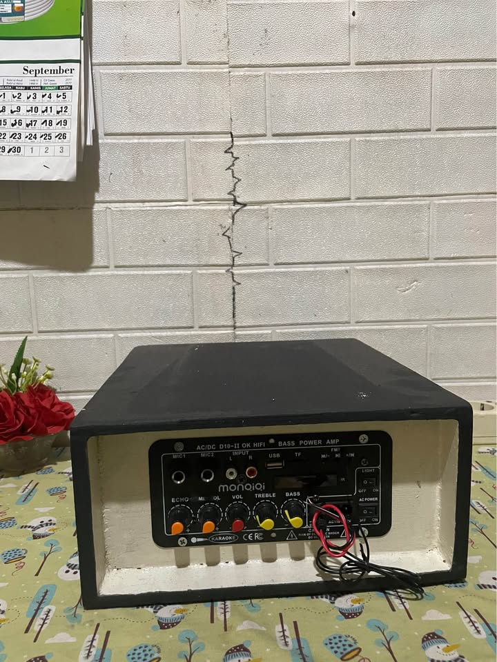 AMPLIFIER MINI 2000W COCOK BUAT SALON RUMAHAN