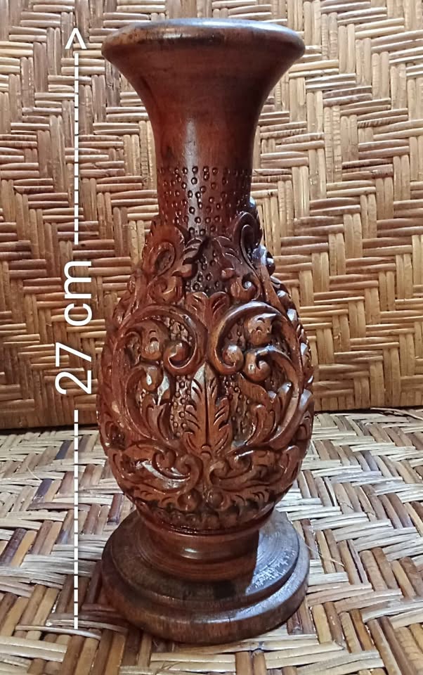 Vas Bunga Vintage Ukiran Kayu Jati