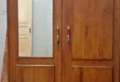 LEMARI JATI MODEL LAMA MAU GANTI