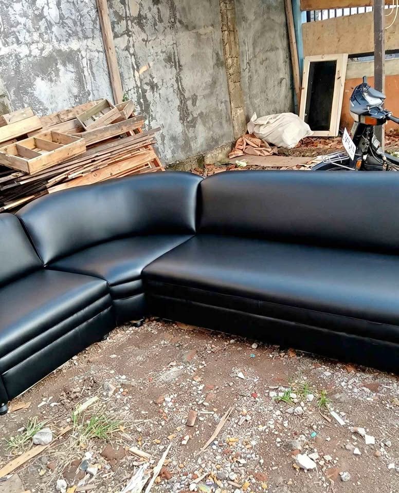 sofa sudut istimewa minimalis
