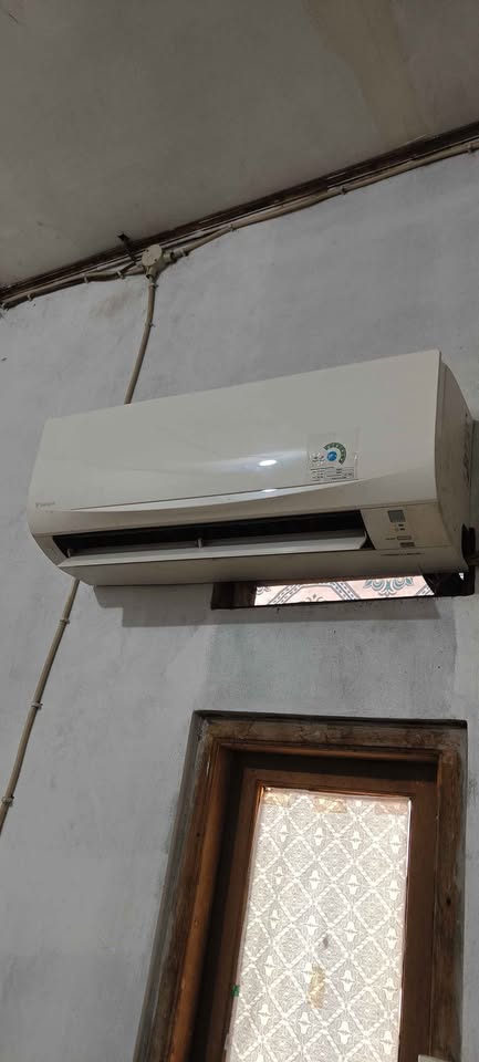 AC DAIKIN STANDAR THAILAND 3/4 PK + PIPA DAIKIB 0,8 3 METER