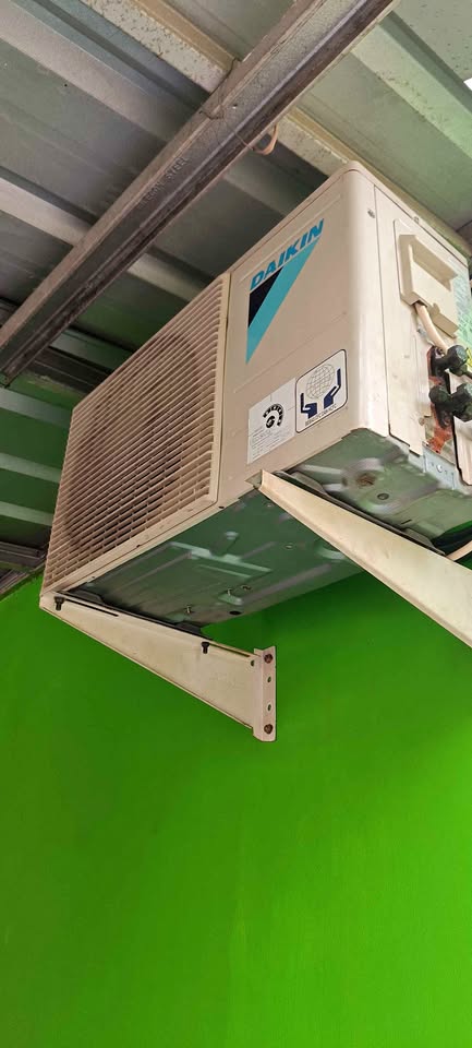 AC DAIKIN STANDAR THAILAND 3/4 PK + PIPA DAIKIB 0,8 3 METER
