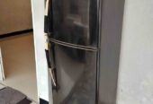 Kulkas Sharp 2 Pintu Kondisi Normal