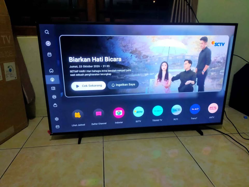 Smart tv Samsung 43inc garansi panjang bisa tukar tambah