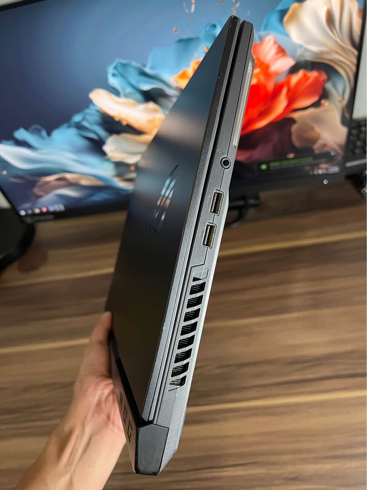 Asus Rog Strix Layar 300hz Amd Ryzen 7 Ram 16 Mulus
