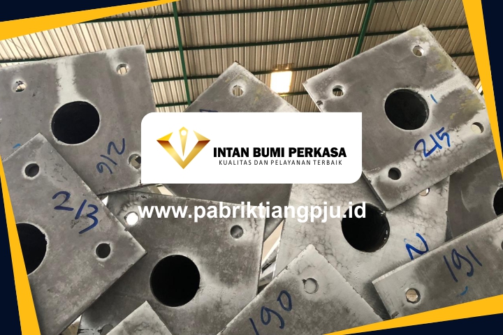 Produsen Tiang Lampu Jalan PJU Galvanis Malang